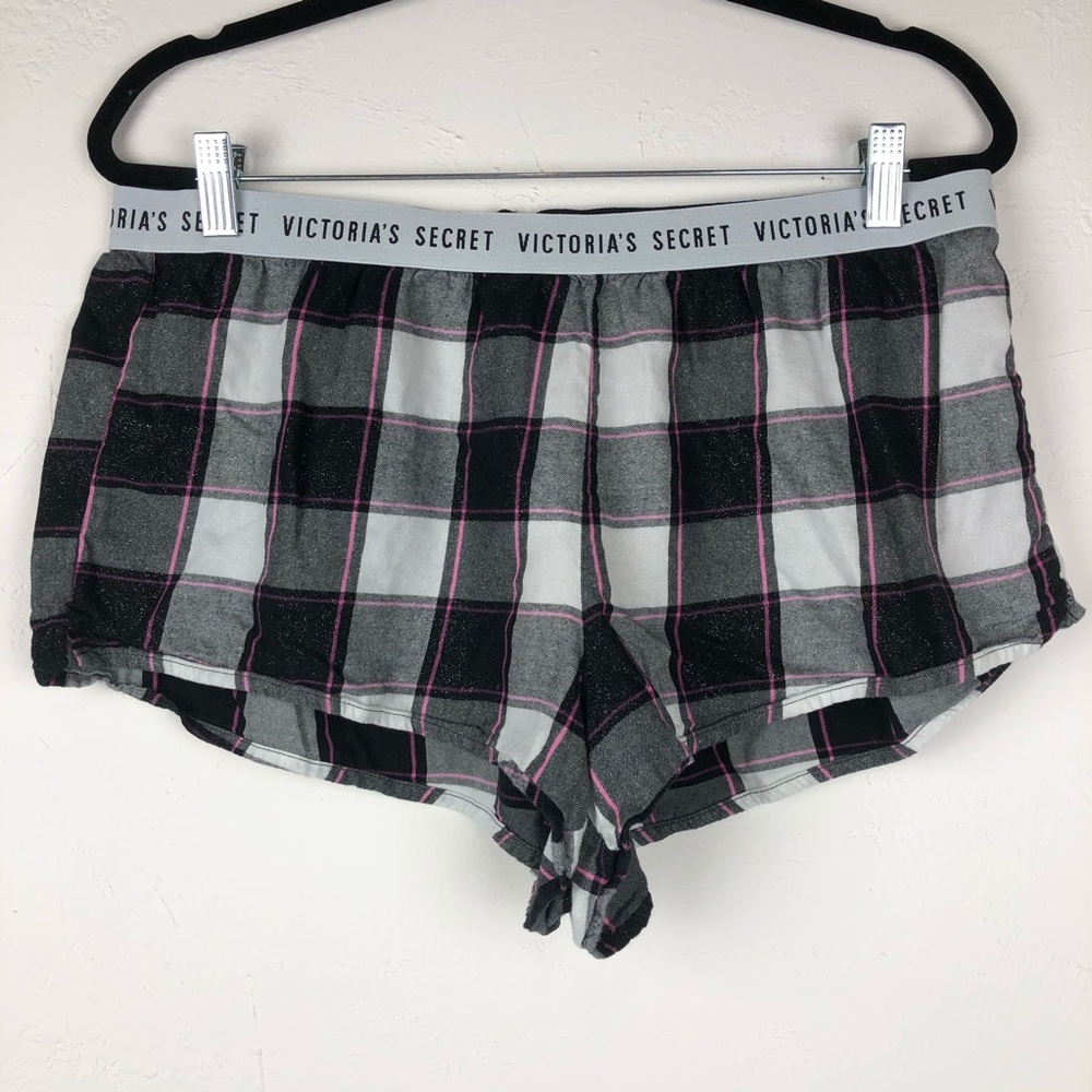 3/$20 Victoria’s Secret Flannel Shorts